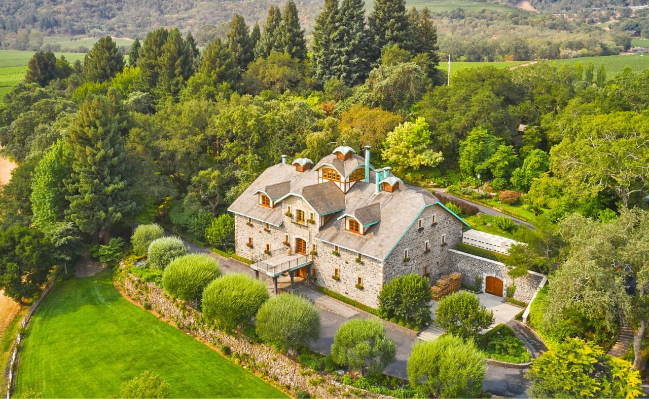 far-niente-winery-aerial-view