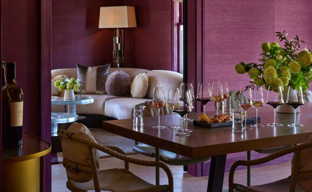 Semi-private salons make for intimate tastings that feel like you’re in an elegant home