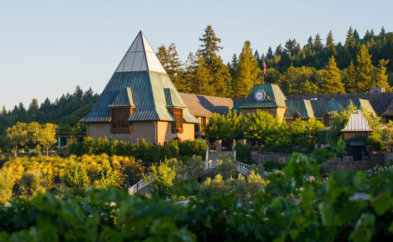 francis-ford-coppola-winery-exterior Francis ford coppola winery.