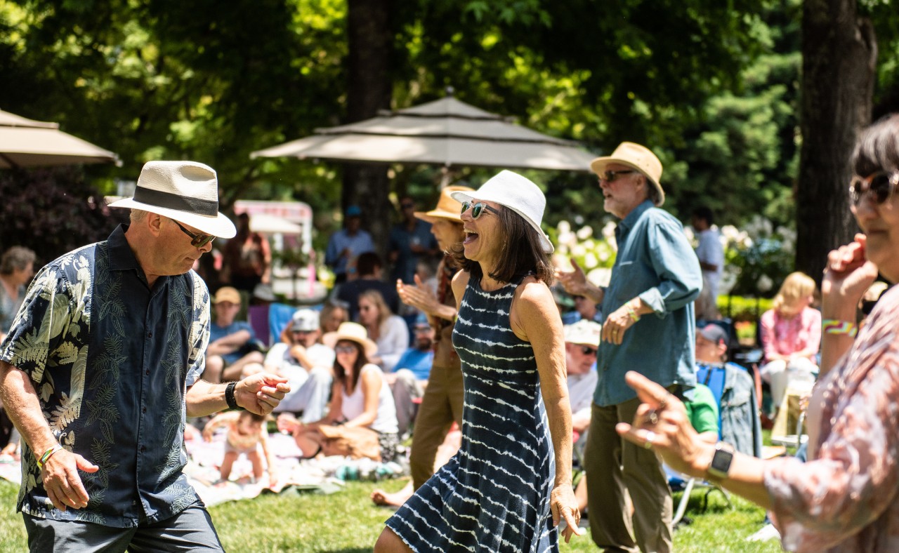 Guests dancing at Dry Creek Vineyard outdoor concert.