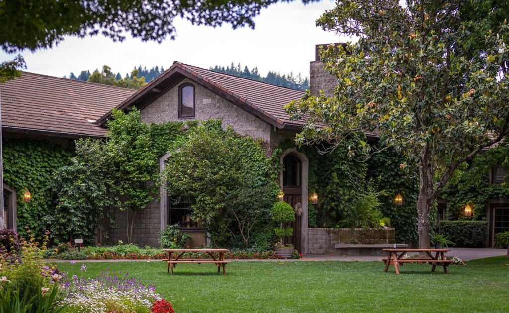 Dry Creek Vineyard garden and tasting room. 