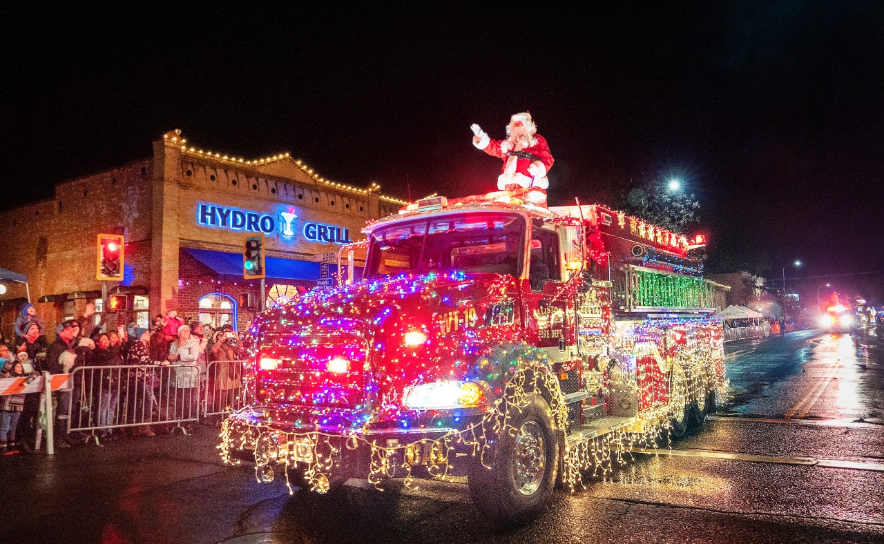 Santa Clause at Calistoga Lighted Tractor Parade.